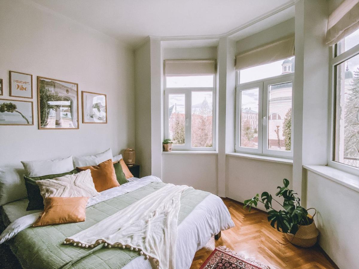 Simsimdoba Apartment Chernivtsi Bagian luar foto