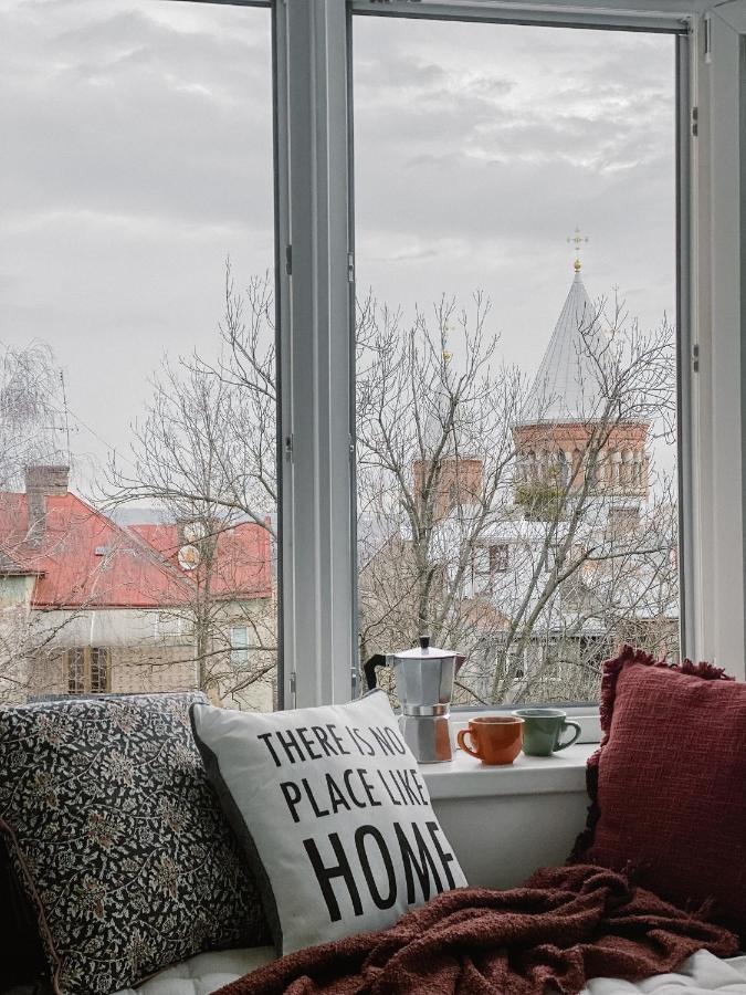 Simsimdoba Apartment Chernivtsi Bagian luar foto